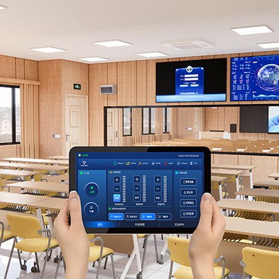 Sme veľmi radi, že s vami zdieľame naše 5 v 1 médiách a kontrolujte integrova...